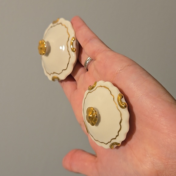 10 piece vintage tea set with pink roses and gold tone trim detailing - Picture 11 of 12